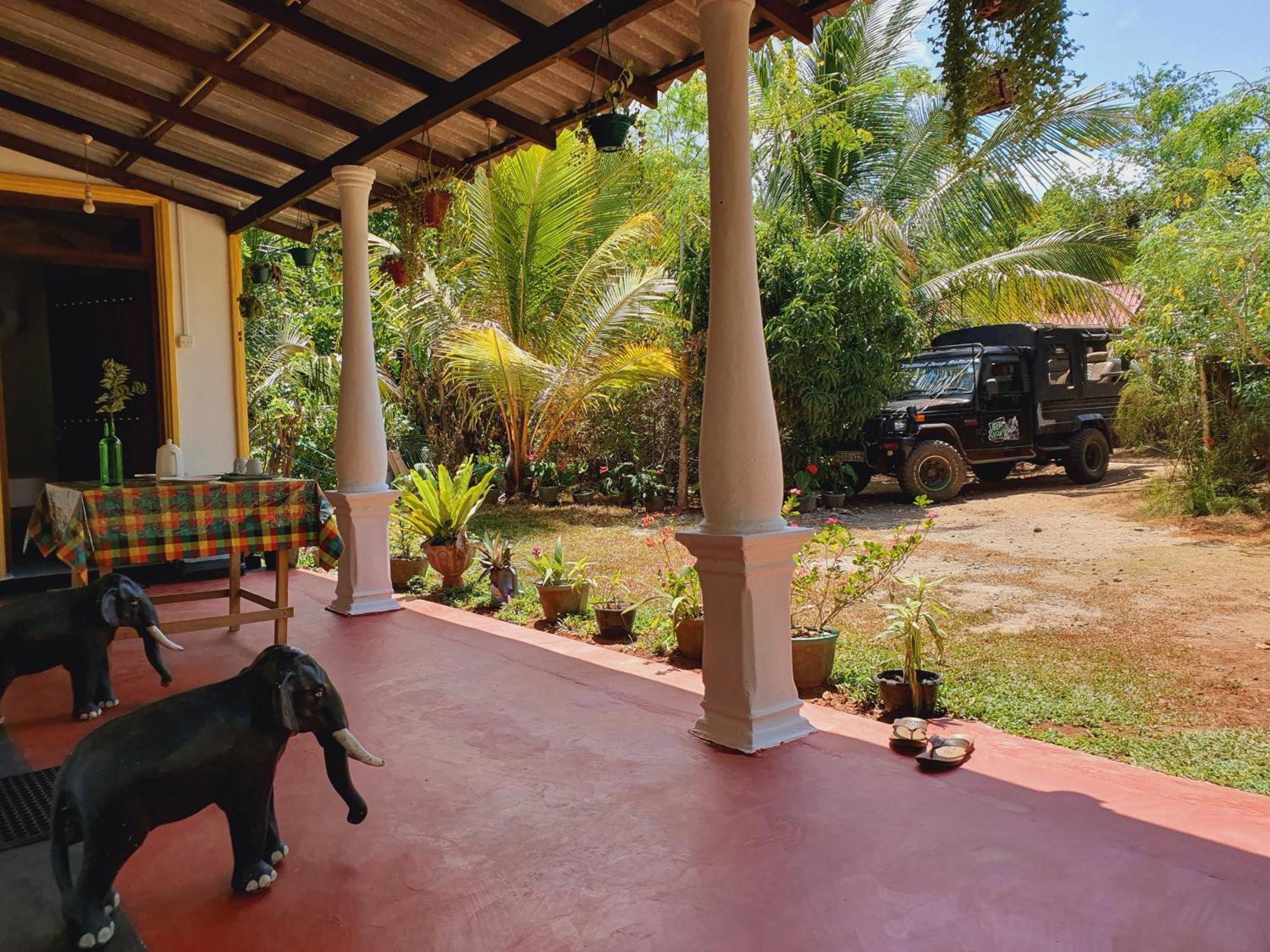 Sanu Home Stay Sigiriya Exteriör bild